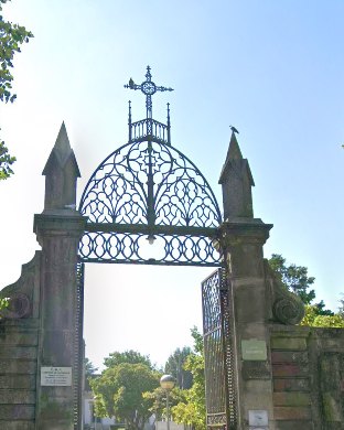 Entrada do Cemitério de Agramonte, em Porto